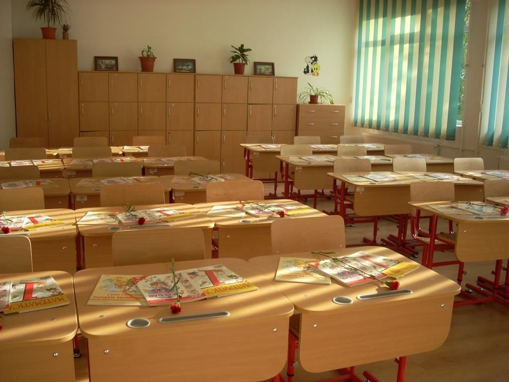Botoșani: Bani unei școli din Bălți cu predare în limba română