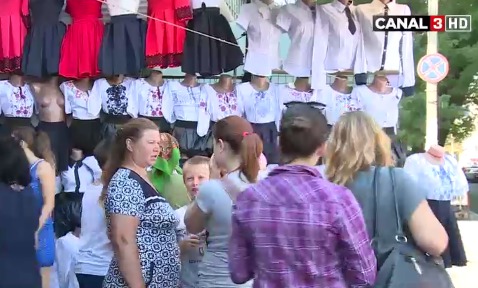 По оценкам родителей, подготовка ребёнка к школе стоит в среднем 3 000 леев.