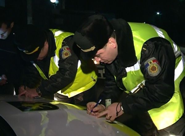 În doar două zile, 700 de şoferi au fost traşi pe dreapta. Foto: protv.md