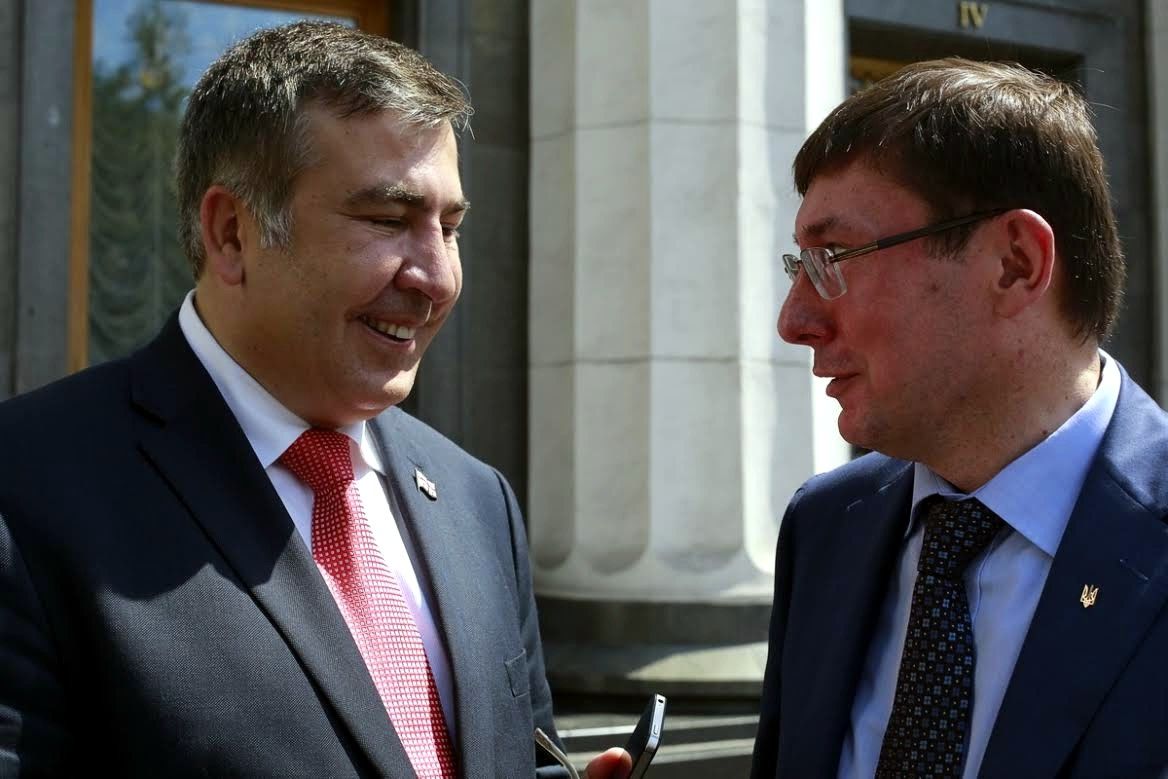 Саакашвили призвал генпрокурора Украины похмелиться.