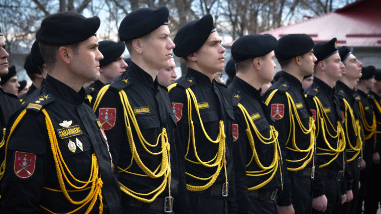 Restabilirea ordinii publice urmează să devină misiunea principală a Carabinierilor, iar menținerea ordinii publice - misiunea principală a Poliției.