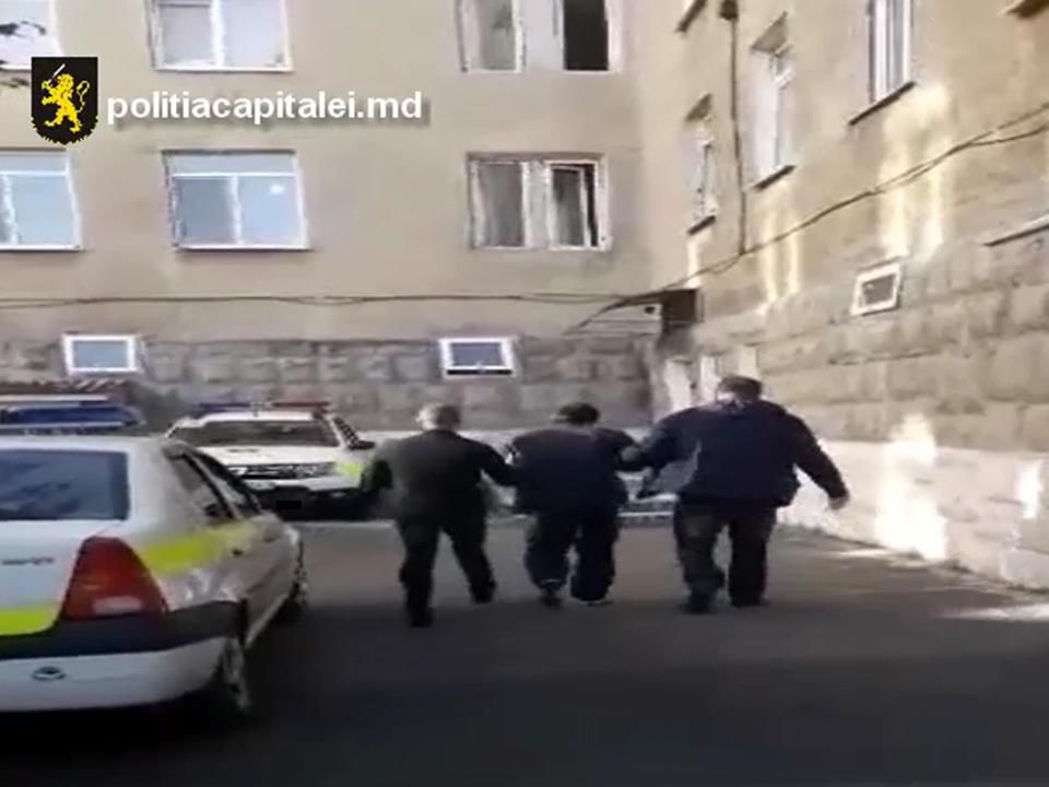 Crimă la beție: Au băut împreună, iar după l-a înjunghiat cu un cuțit