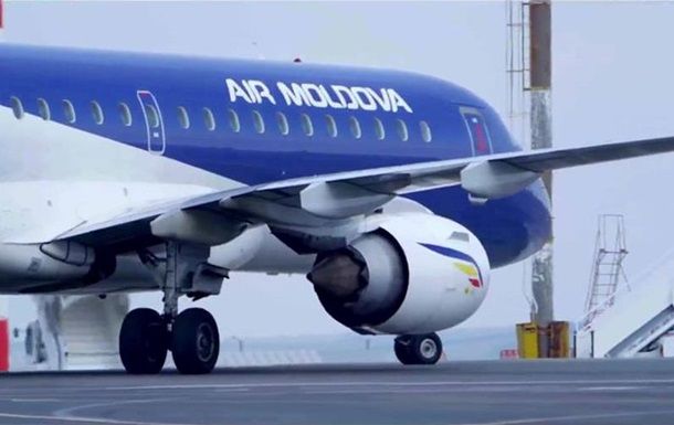 В прошлом году авиакомпания Blue Air приобрела молдавскую национальную авиакомпанию Air Moldova.
