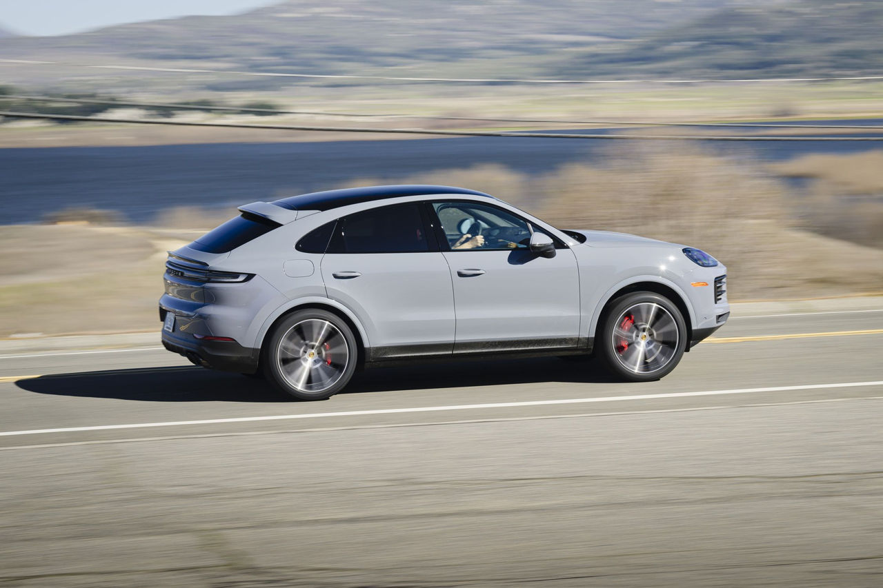 Porsche se confruntă cu scăderea vânzărilor pe fondul intensificării concurenței în China.