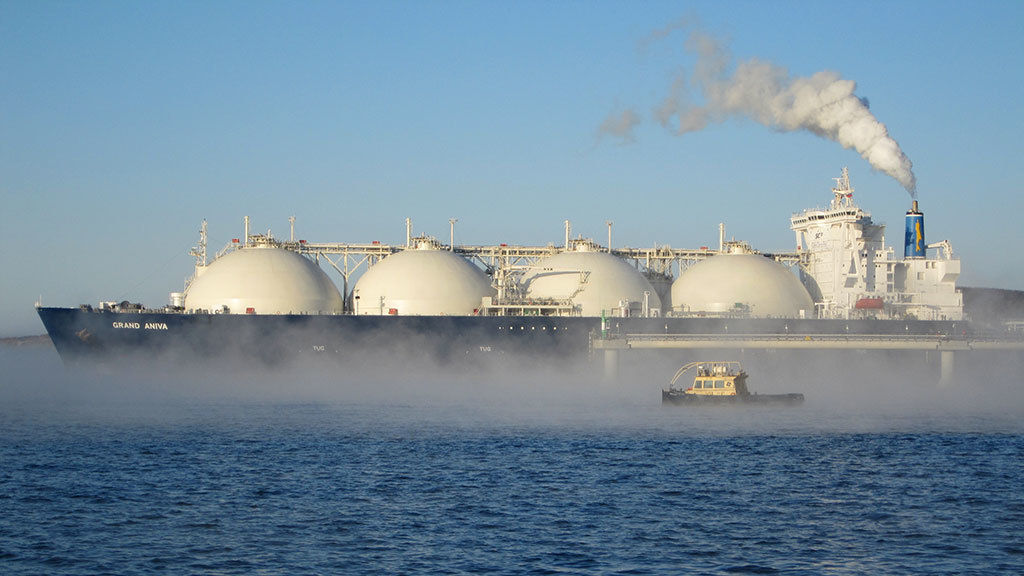 Минэнерго Румынии объявило ЧС из-за загрязненной азербайджанской нефти.