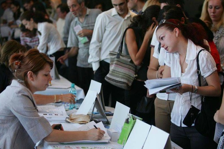 „Târgul universităţilor din România", organizat în 3 orașe din țară