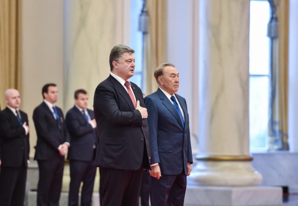 Порошенко провел телефонный разговор с президентом Казахстана Нурсултаном Назарбаевым. Фото: .rbc.ua