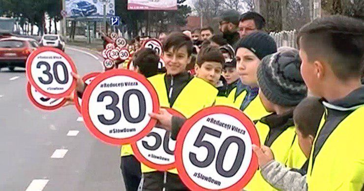 НИП проводит кампании по предотвращению ДТП во всех районах страны.