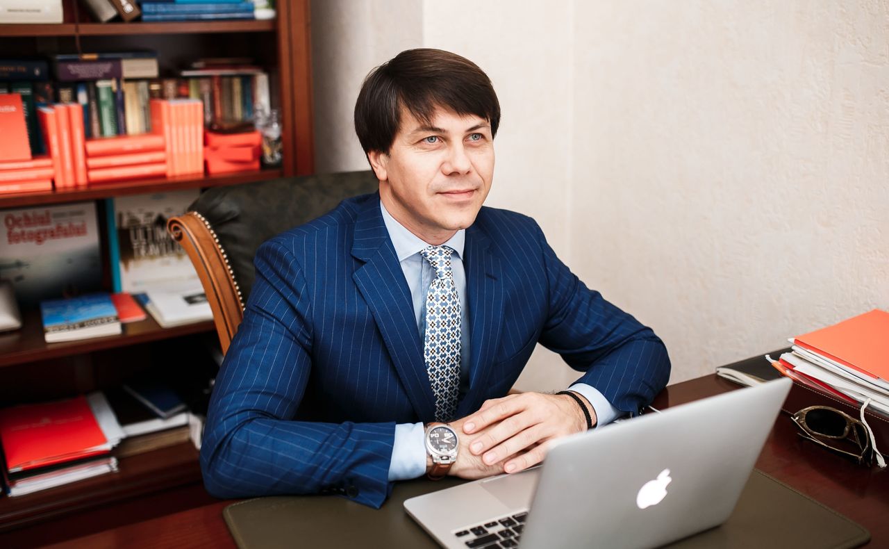 Адвокат Плахотнюка прокомментировал его вызов в прокуратуру.