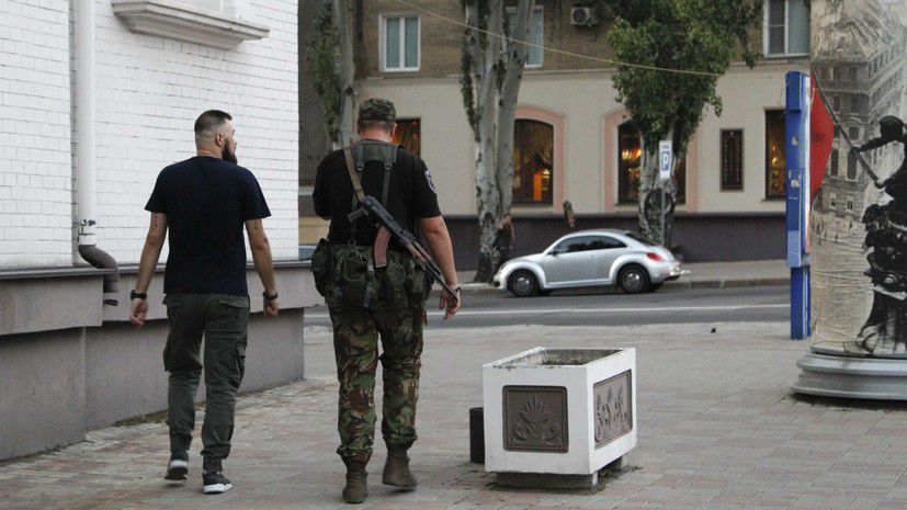 В ДНР заявили о задержании подозреваемых в убийстве Захарченко.