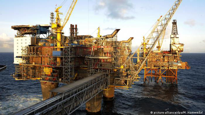 Норвежские газовики и нефтяники прекращают стачку.
