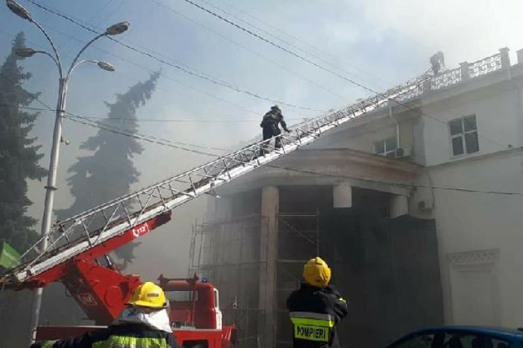 Пожар в Филармонии локализован