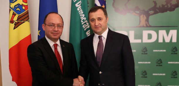 Bogdan Aurescu s-a întâlnit astăzi cu liderul PLDM, Vlad Filat. Foto: pldm.md