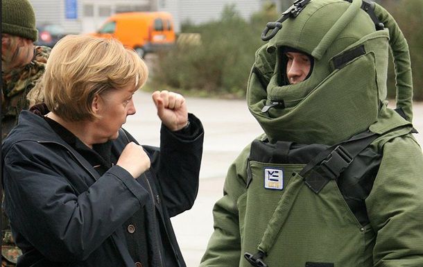 По мнению немецкого канцлера, армия ЕС - это проект будущего.