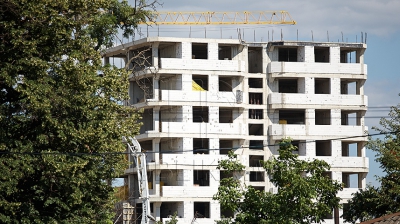 Tragedie pe şantier. Un tânăr de 26 de ani, originar din Hânceşti, a decedat, după ce a căzut în gol de la etajul şapte.