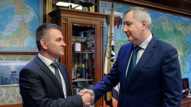 Рогозин пообещал приднестровскому лидеру кредиты со стороны России.