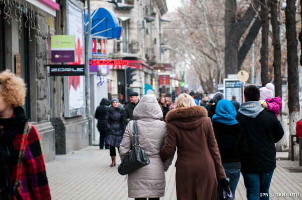 Как правило, день 8 марта не является рабочим, но в нынешнем году он попадает на субботу, когда бюджетники и так не работают.