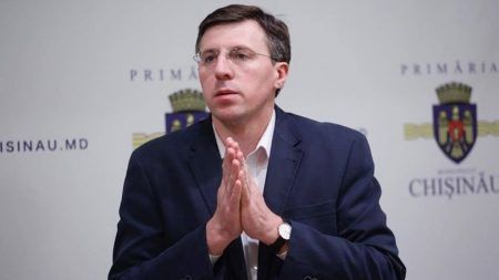 CMC a votat pentru referendumul de demitere a lui Chirtoacă. Foto: tv8.mf