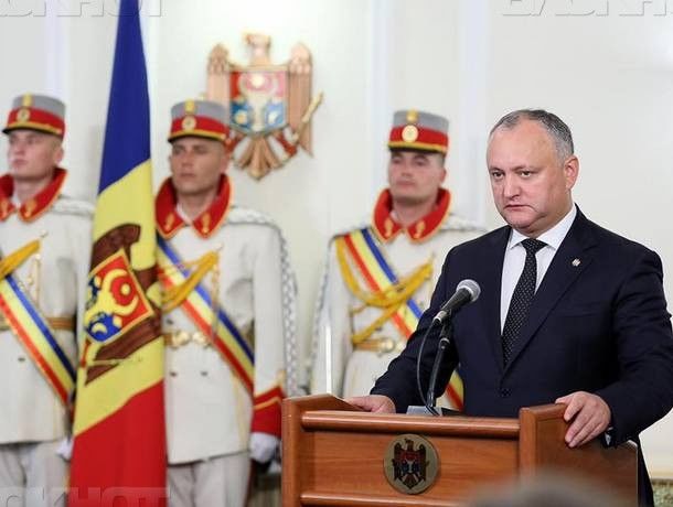 Президент вручил государственные награды выдающимся гражданам РМ и зарубежным деятелям.