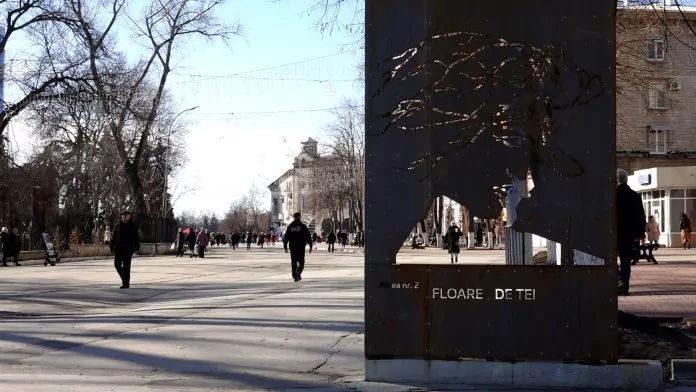 Ржавчина на инсталляциях, расположенных в центре Бельц, вызывает недовольство местных жителей.