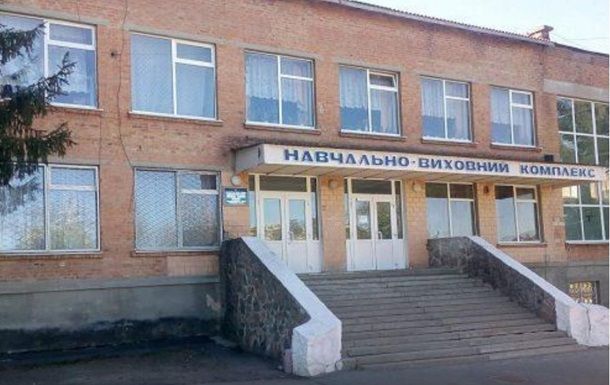 Протесты на Украине: половина детей в Санжарах не пришли в школу.
