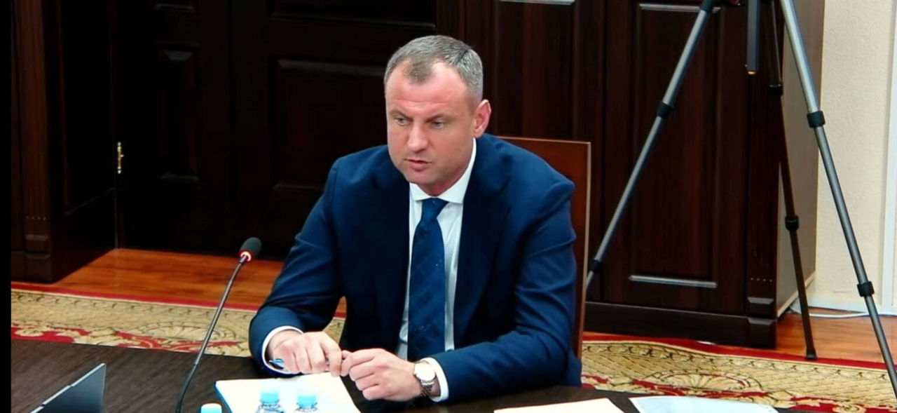 Судья Виталие Будеч не прошел повторную внешнюю оценку и будет уволен.