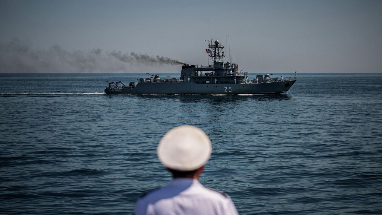 ВМС Болгарии и их партнеры по НАТО проводят учения в Черном море.