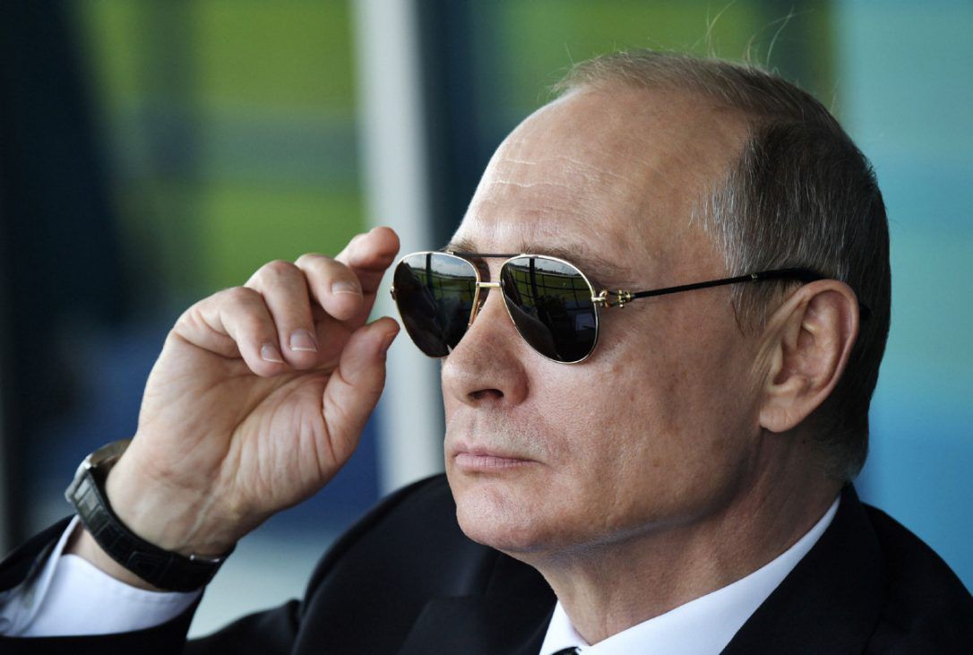 Putin: Mă fac tractorist dacă nu câştig alegerile prezidenţiale. Foto: Toronto Star