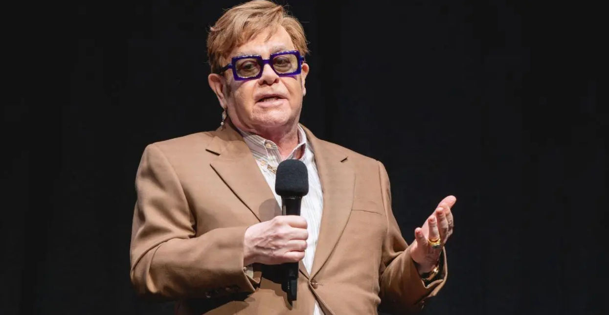 Elton John a primit o lovitură cruntă pe Broadway: Turneul său a eșuat.