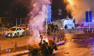 Cel puțin 13 oameni au murit în urma exploziei care a avut loc lângă stadionul Beșiktaș.