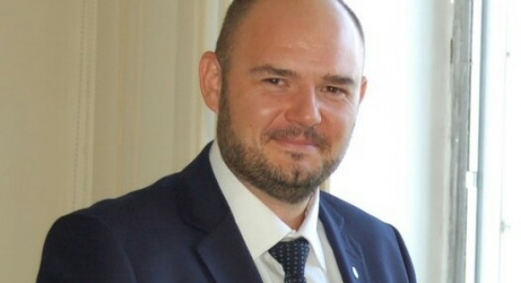 Deputatul liberal Artur Gutium se solidarizează cu colegul său de partid, ministrul Apărării Anatol Șalaru. 