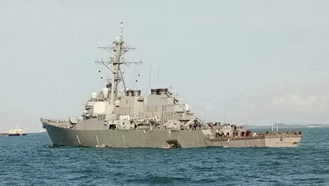 США приостановят военно-морские операции из-за инцидента с эсминцем.