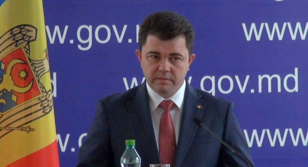 La 9 martie 2011, Victor Osipov și-a anunțat retragerea din activitatea politică, implicit, din funcția de prim-vicepresedinte al Alianței Moldova Noastră.