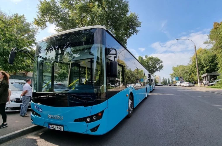 Пять автобусных маршрутов в Кишинёве будут курсировать по новому графику.