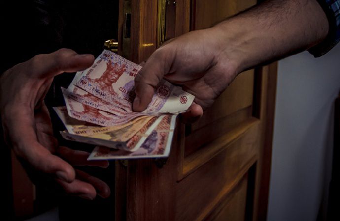 Против вымогательницы возбуждено уголовное дело.