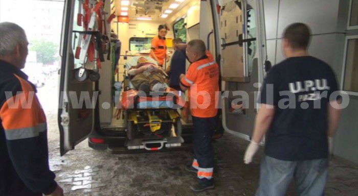 Rudele celor implicați în accident pot suna la Linie fierbinte.