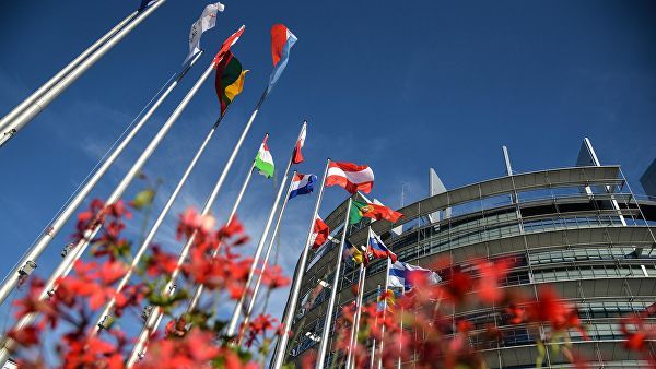 Украина отозвала посла в Совете Европы.
