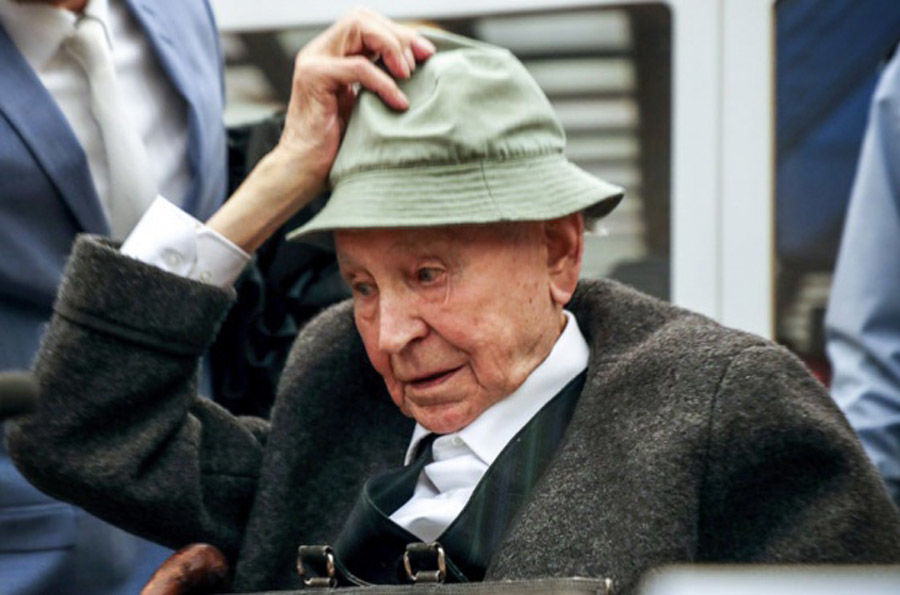 Перед судом в Германии предстал 94-летний бывший охранник концлагеря Штутгоф.