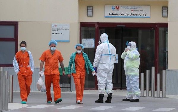 За сутки жертвами коронавируса в Испании стали менее 200 человек.
