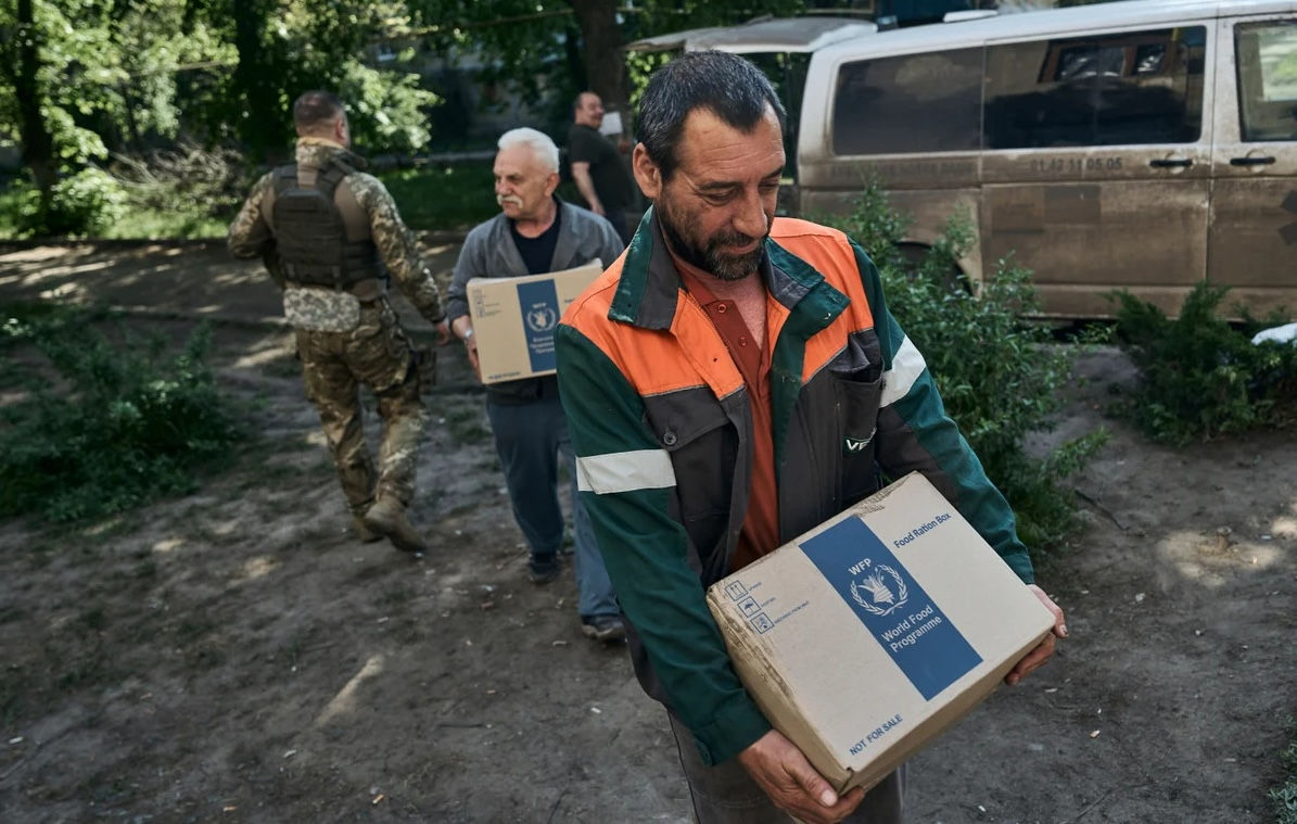 СМИ: Россия взломала 10 тысяч камер, чтобы следить за поставками оружия для ВСУ.