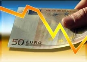 Cursul oficial al Băncii Naționale a Moldovei stabilit pentru astăzi arată că euro valorează 17,78 de lei, mai ieftin cu patru bani decât ieri.
