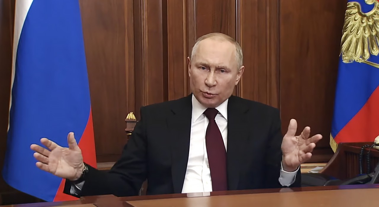 Россия признала независимость "ДНР" и "ЛНР".