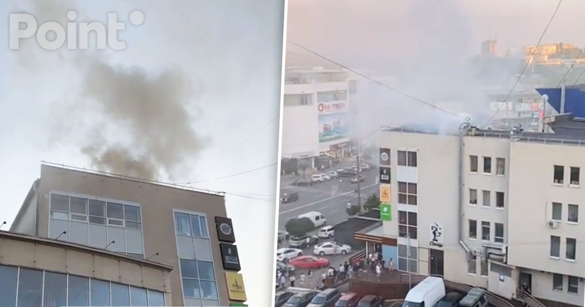 Un incendiu a izbucnit lângă centrul comercial Grand Hall din Chișinău.