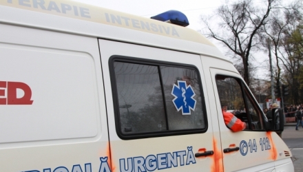 O bătrână și doi copii au ajuns la spital în urma accidentelor care s-au produs pe parcursul zilei de ieri în capitală.