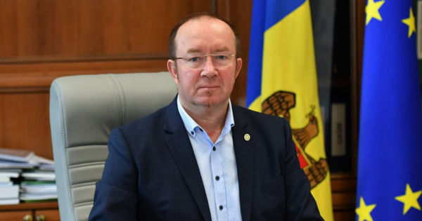 Экс-глава Минсельхоза Герчу был уволен по предложению премьер-министра.