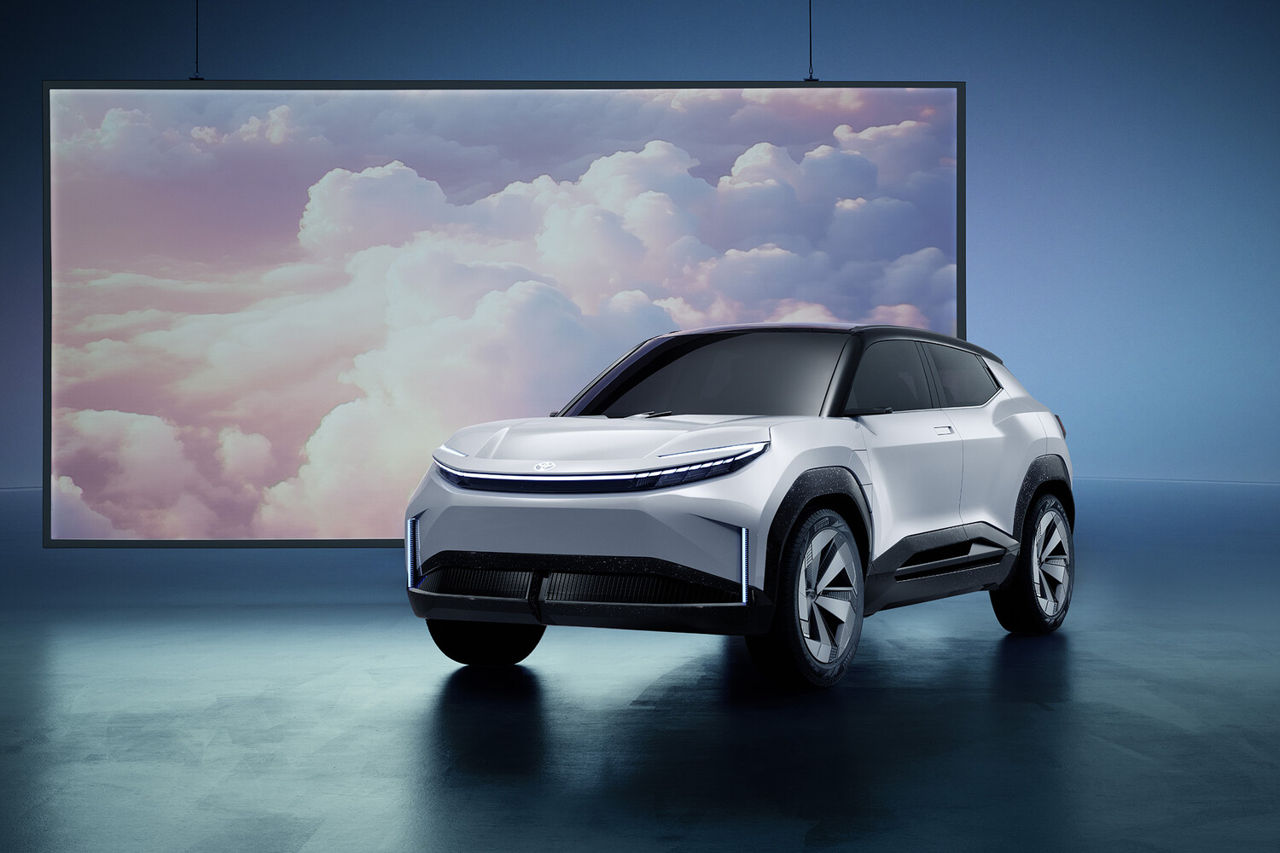 Toyota представила концепт компактного городского кроссовера.