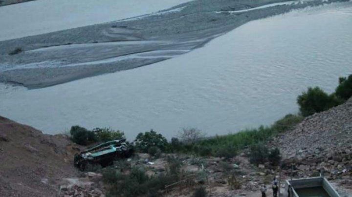 Grav accident în Peru: 44 de morți, după căderea unui autobuz într-o prăpastie