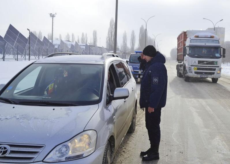 Totodată, pe parcursul a 24 de ore, angajaţii Poliţiei de Frontieră au înregistrat următoarele acţiuni ilegale.