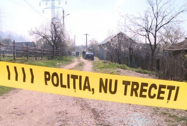 Соседи говорят, что мужчина был очень спокойным и жил один.