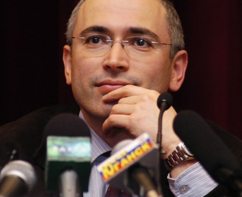 Rusia a interzis mişcarea prodemocraţie a lui Hodorkovski, înainte de protestele aşteptate sâmbătă.